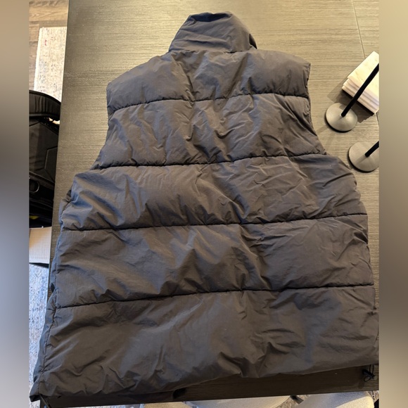 Cotton On Body Mother Puffer Vest - Picture 3 of 6